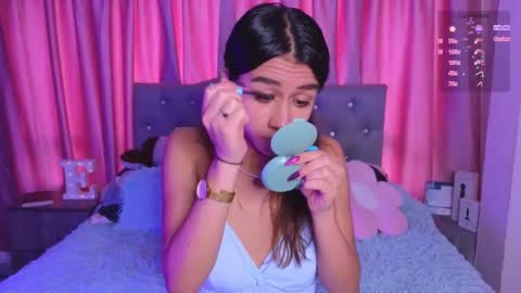 Snapshot of emiiscoot_1 chatting on October 3, 2025, 3:20 pm Emily online show from October 3, 2025, 3:20 pm