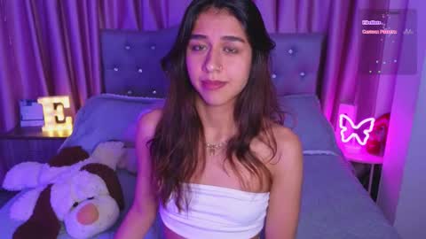 Snapshot of emiiscoot_1 chatting on October 29, 2025, 10:44 pm Emily online show from October 29, 2025, 10:44 pm