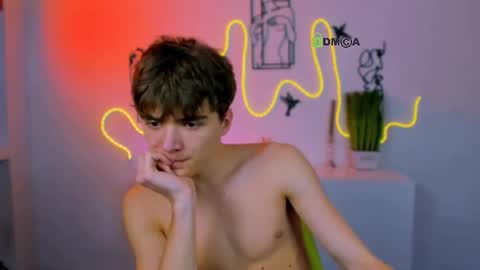 Snapshot of emil_lucky chatting on March 8, 2026, 2:04 am emil_lucky online show from March 8, 2026, 2:04 am