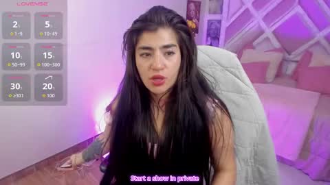 Snapshot of emilayton_ chatting on September 23, 2025, 7:50 pm emilayton_ online show from September 23, 2025, 7:50 pm