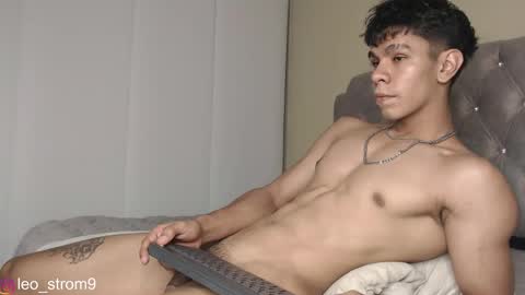 emile_239 online show from February 24, 2025, 3:23 am