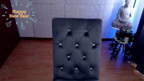 Snapshot of emili_evans_ chatting on December 31, 2024, 8:02 pm POWERFULL GODDESS EMILI online show from December 31, 2024, 8:02 pm