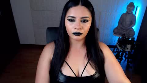 Snapshot of emili_evans_ chatting on January 15, 2025, 12:41 am POWERFULL GODDESS EMILI online show from January 15, 2025, 12:41 am