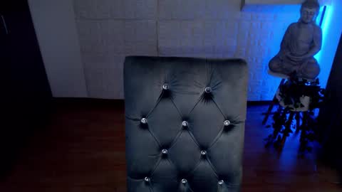 Snapshot of emili_evans_ chatting on January 22, 2025, 10:48 pm POWERFULL GODDESS EMILI online show from January 22, 2025, 10:48 pm