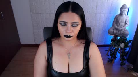 Snapshot of emili_evans_ chatting on February 12, 2025, 7:56 pm POWERFULL GODDESS EMILI online show from February 12, 2025, 7:56 pm