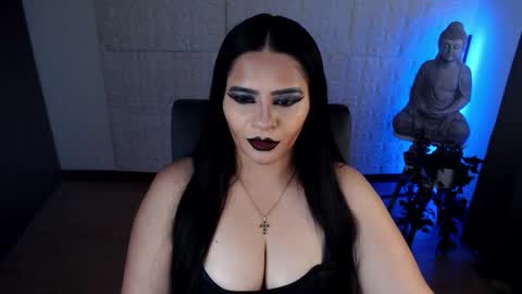 Snapshot of emili_evans_ chatting on February 15, 2025, 10:10 pm POWERFULL GODDESS EMILI online show from February 15, 2025, 10:10 pm