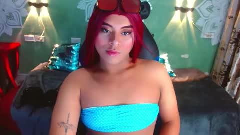 Emili roux online show from January 13, 2025, 1:17 pm