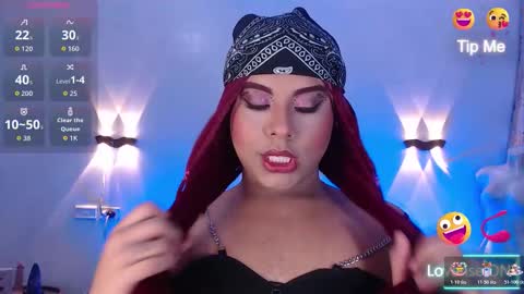 Snapshot of emili_roux chatting on November 13, 2025, 12:15 pm Emili roux online show from November 13, 2025, 12:15 pm