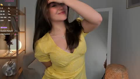 Snapshot of emilia_dream chatting on February 3, 2025, 5:56 pm emilia_dream online show from February 3, 2025, 5:56 pm