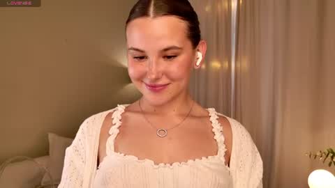 emilia_dream online show from June 23, 2026, 6:17 pm