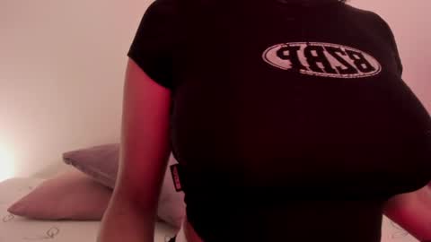 Emilia Big Boobs online show from December 20, 2024, 12:41 am
