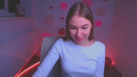 Emilia online show from March 2, 2025, 9:10 am