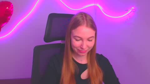 Emilia online show from March 9, 2025, 9:13 am