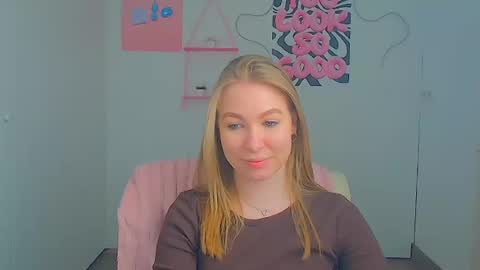 Emilia online show from May 12, 2026, 5:37 am