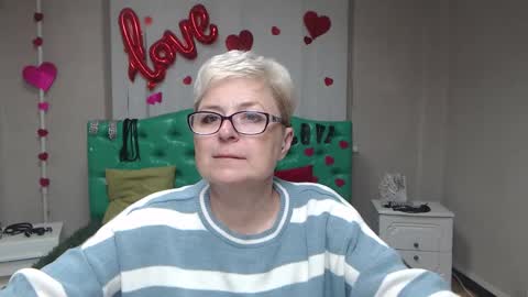 EmiliaGree online show from September 30, 2025, 5:07 pm