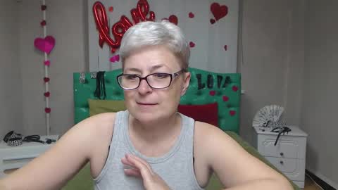 EmiliaGree online show from October 19, 2025, 5:08 am