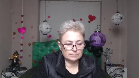 Snapshot of emiliagree chatting on November 14, 2025, 7:12 pm EmiliaGree online show from November 14, 2025, 7:12 pm