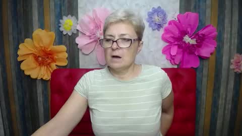 Snapshot of emiliagree chatting on December 5, 2025, 6:26 pm EmiliaGree online show from December 5, 2025, 6:26 pm