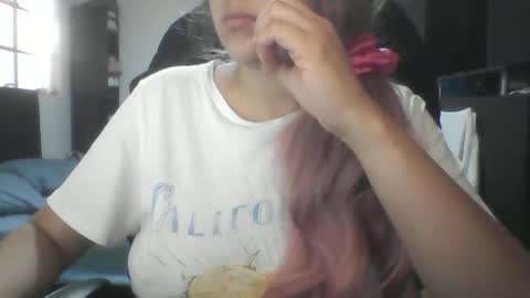 emiliahoney online show from February 1, 2026, 2:59 pm