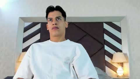 EmilianoBrl online show from February 22, 2025, 11:57 am