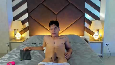 EmilianoBrl online show from February 25, 2025, 2:44 pm