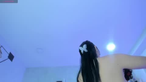 Snapshot of emiliarose_ chatting on April 14, 2026, 10:38 pm EmiliaRose online show from April 14, 2026, 10:38 pm