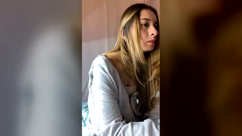 Emilie online show from January 31, 2026, 7:11 pm