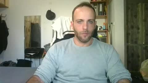 EmilioZem8 online show from December 14, 2024, 7:51 am