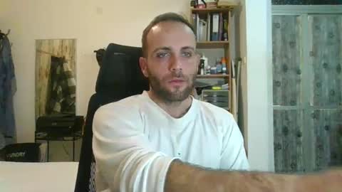 EmilioZem8 online show from February 21, 2025, 9:13 am