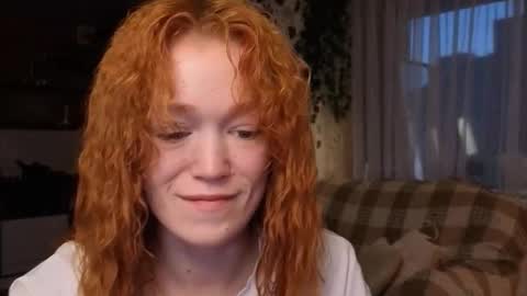 Snapshot of emiliyafox chatting on March 14, 2026, 3:12 am Emi online show from March 14, 2026, 3:12 am