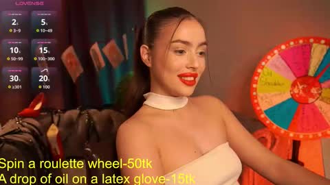 Snapshot of emiliyaroude chatting on September 21, 2025, 12:29 pm Emiliya online show from September 21, 2025, 12:29 pm