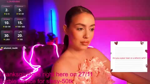  Emiliya  online show from November 20, 2025, 1:11 pm