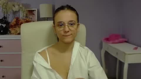Emilly online show from January 20, 2025, 7:36 am