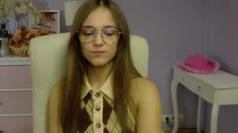 Emilly online show from February 20, 2025, 7:45 am