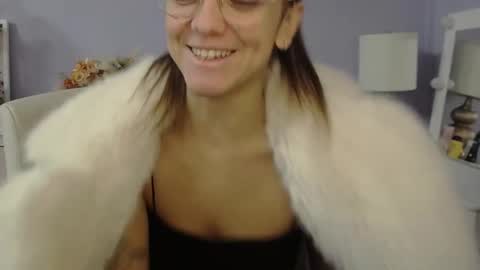 Emilly online show from January 11, 2026, 8:08 am