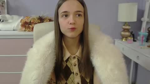 Emilly online show from February 5, 2026, 7:57 am