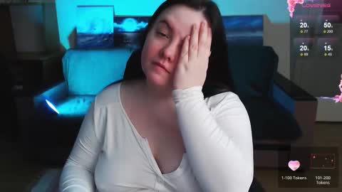 Snapshot of emillybones chatting on January 12, 2026, 6:57 pm Emily online show from January 12, 2026, 6:57 pm