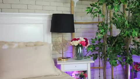 EMMA online show from May 1, 2026, 7:18 pm