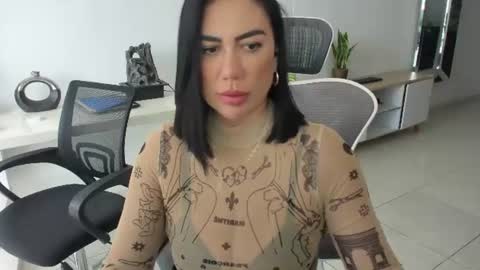 Emilly  online show from June 23, 2026, 3:21 pm