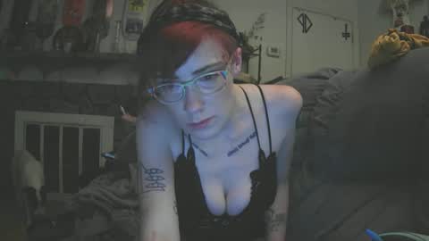 Emily Love online show from September 18, 2025, 7:32 am