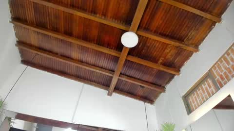 Snapshot of emily18__ chatting on September 23, 2025, 11:02 am Emily online show from September 23, 2025, 11:02 am