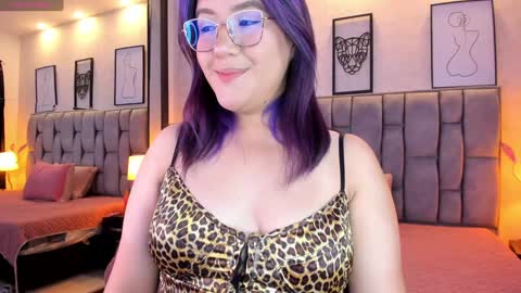 Snapshot of emily_5weet chatting on January 17, 2025, 3:45 am Emily online show from January 17, 2025, 3:45 am