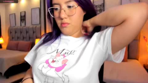 Snapshot of emily_5weet chatting on February 11, 2025, 6:08 am Emily online show from February 11, 2025, 6:08 am