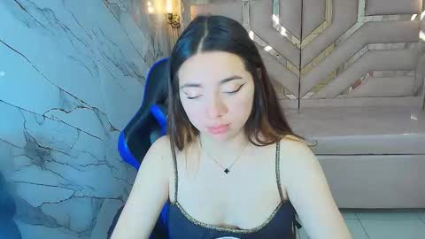 Emily online show from January 19, 2026, 1:04 pm