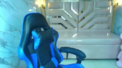 Emily online show from February 2, 2026, 1:21 pm