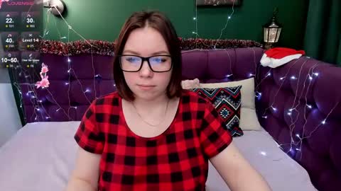 Emily 3 online show from December 30, 2024, 4:09 am