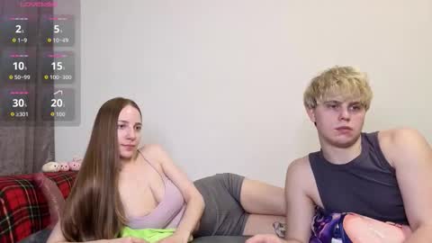 Snapshot of emily_and_ilumi chatting on March 27, 2026, 10:53 pm emily_and_ilumi online show from March 27, 2026, 10:53 pm
