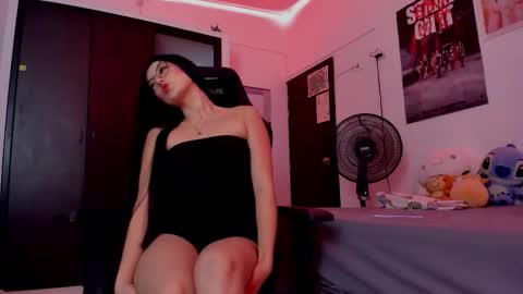 Emily  online show from February 4, 2026, 5:57 am