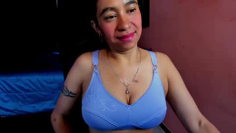 emily_bunny7 online show from January 15, 2026, 5:49 pm