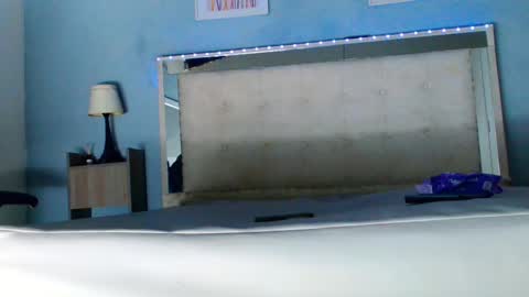 Snapshot of emily_castillo_1 chatting on September 22, 2025, 4:25 am emily_castillo_1 online show from September 22, 2025, 4:25 am